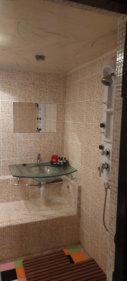 B&B Mirage Frecourt Экстерьер фото