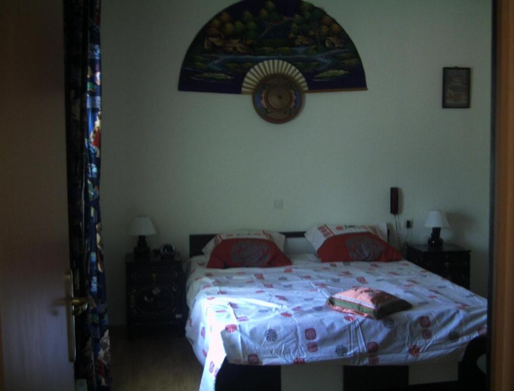 B&B Mirage Frecourt Экстерьер фото