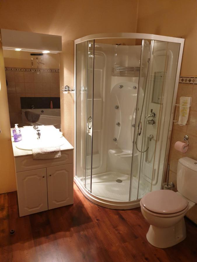 B&B Mirage Frecourt Экстерьер фото